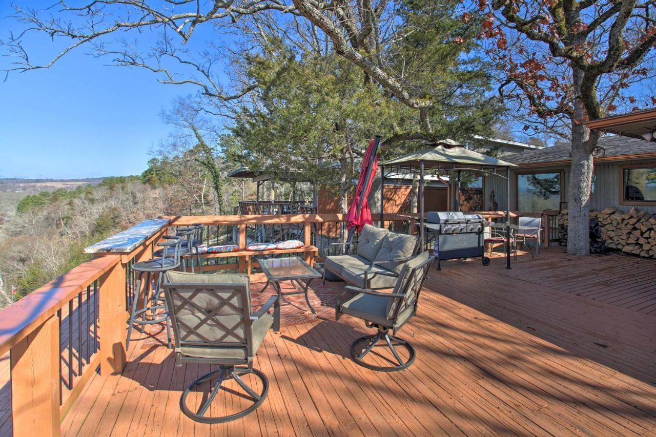 Hot Springs Waterfront Escape With Hot Tub! Villa Bagian luar foto